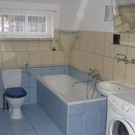 팜스테이 Birkut Szkola Przetrwania 1