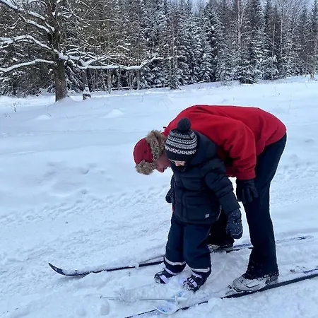 Birkut Szkola Przetrwania 1 팜스테이 *